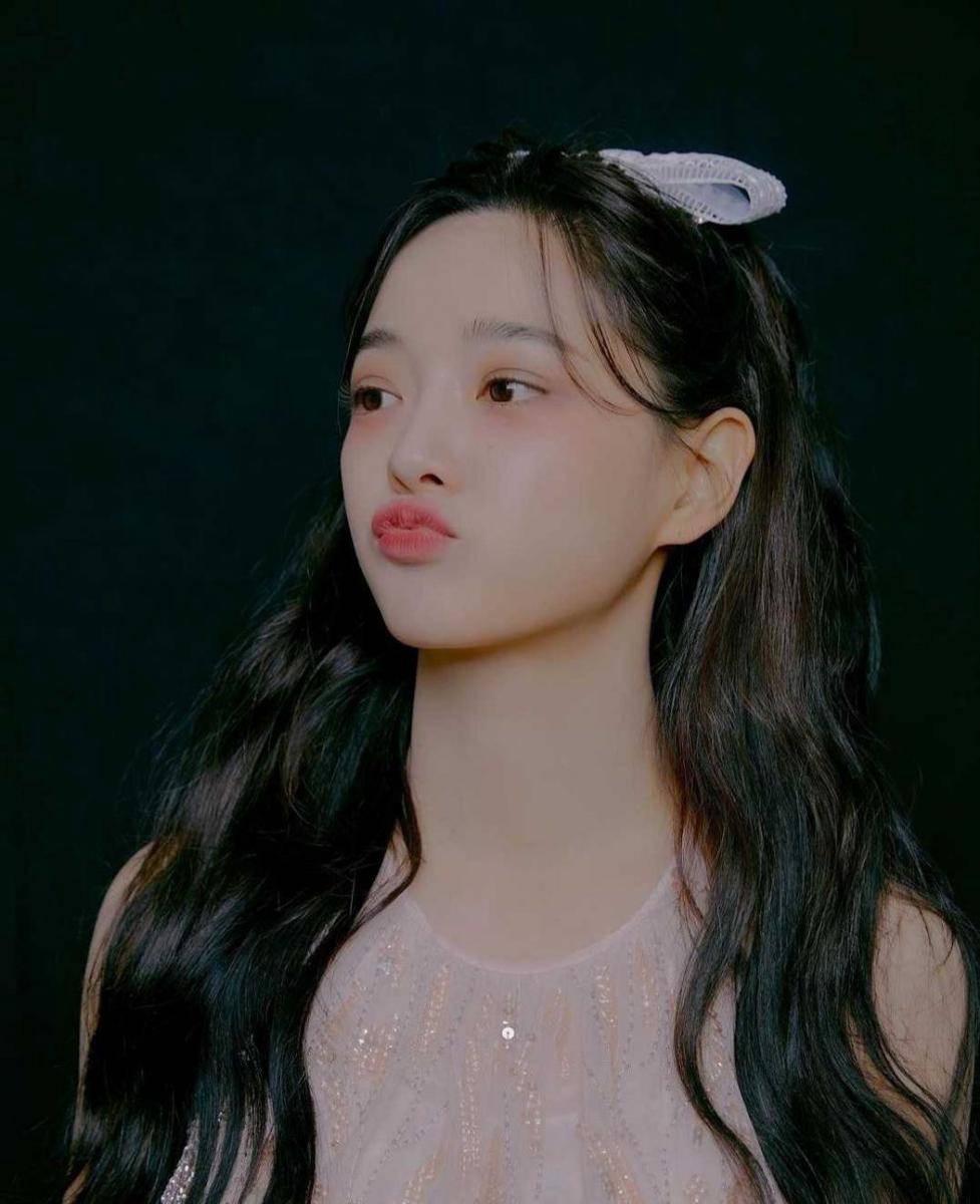 Kim Sejeong Comeback (Instagram.com/clean_0828)
