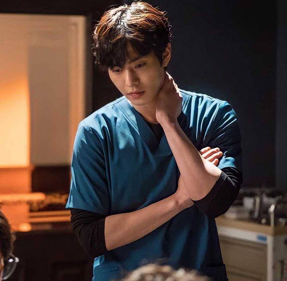 Ahn Hyo Seop Comeback (Instagram.com/ahnhyoseop_)