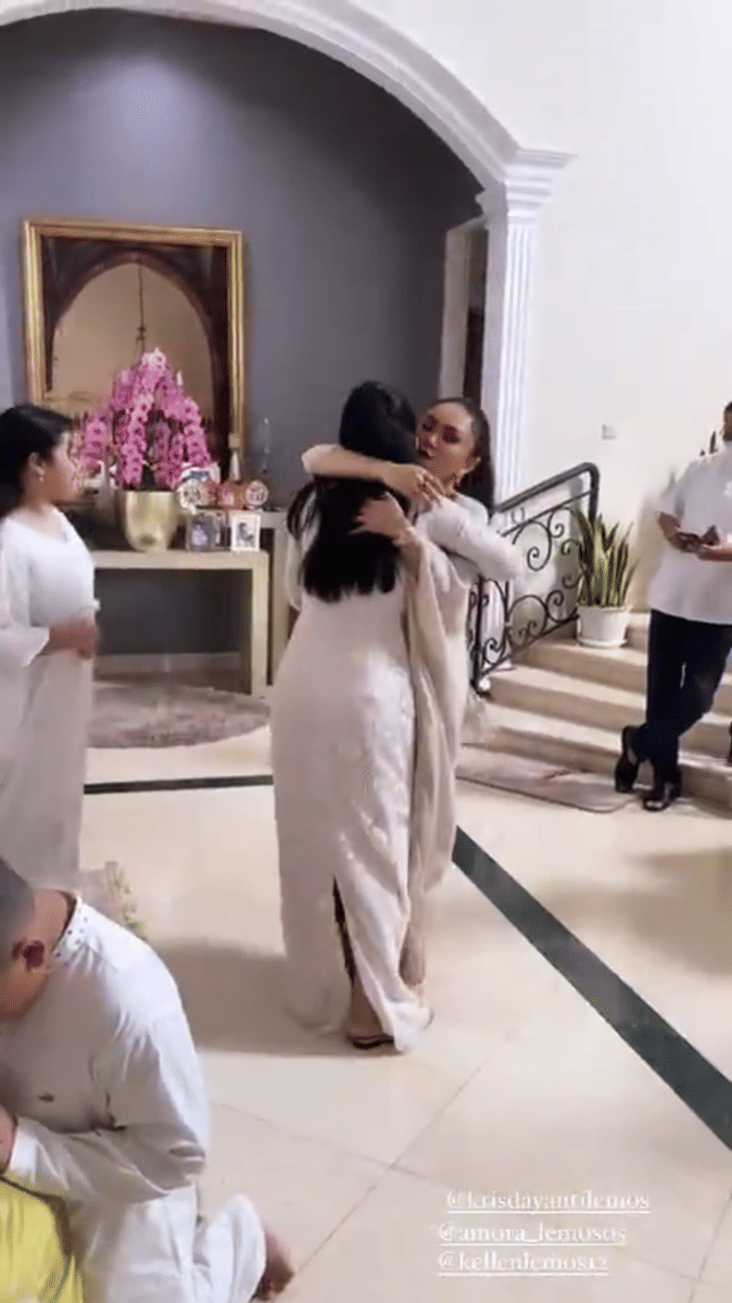 Lebaran keluarga Yuni Shara. (instagram.com/krisdayantilemos)