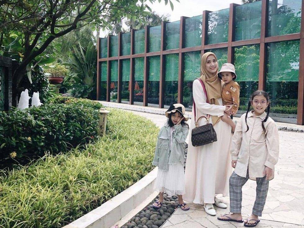 Fanny Fabriana dan buah hati (instagram.com/fannyfabriana)
