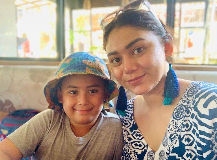 Thalita Latief dengan sang buah hati (instagram.com/thalitalatief)