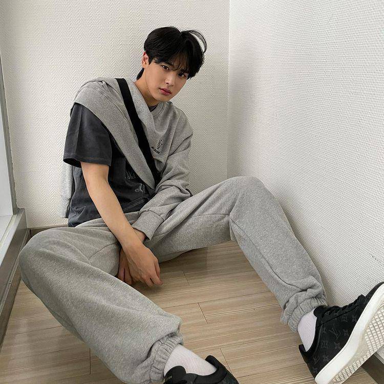 Potret Byungchan Victon (instagram.com/b_yccn)