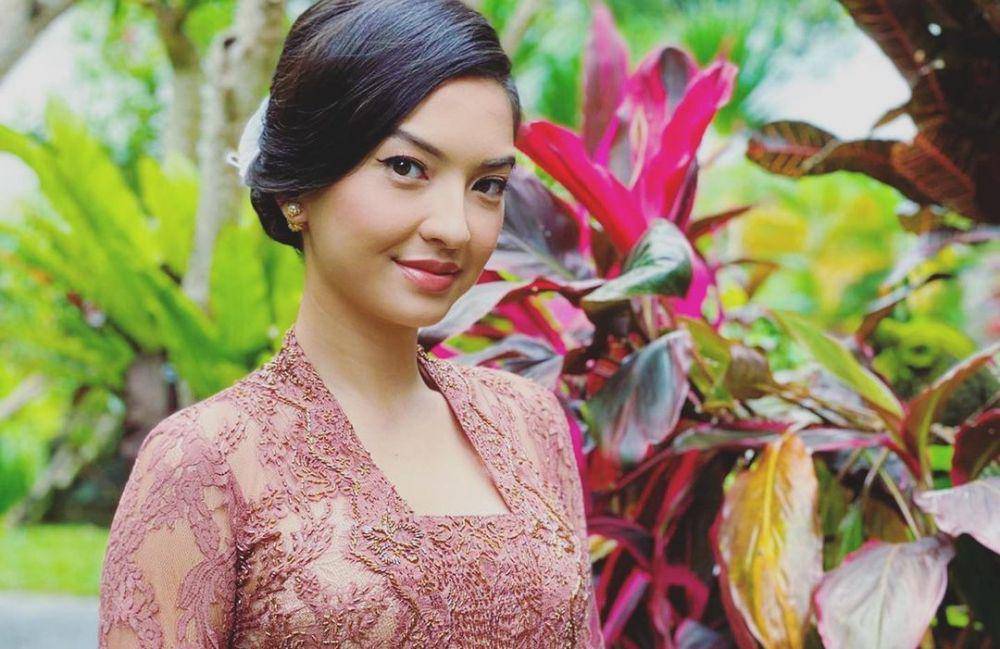 Raline Shah (instagram.com/ralineshah)