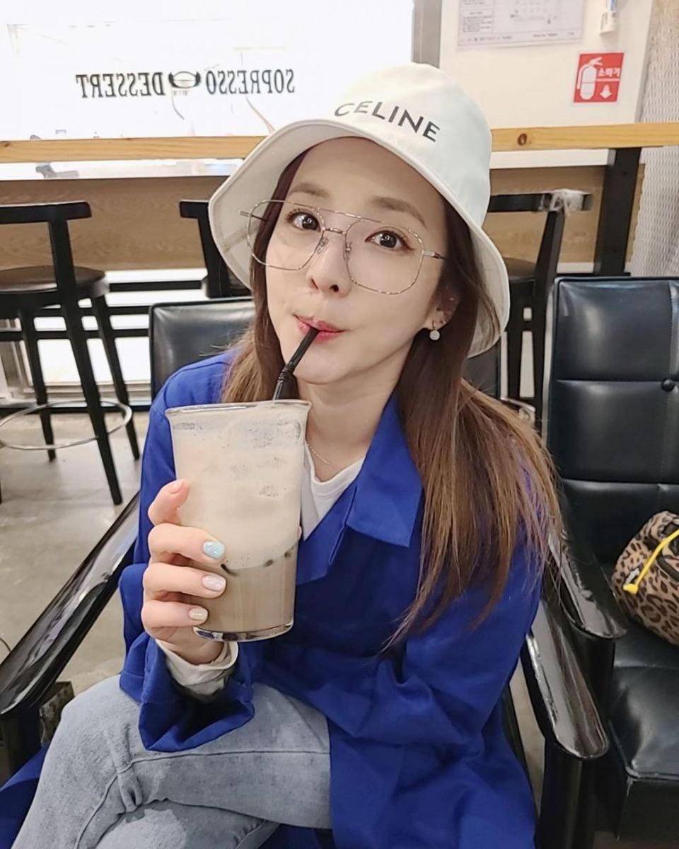 Potret perjalanan karier Sandara Park eks 2NE1, resmi tinggalkan YG Entertainment (instagram.com/daraxxi)