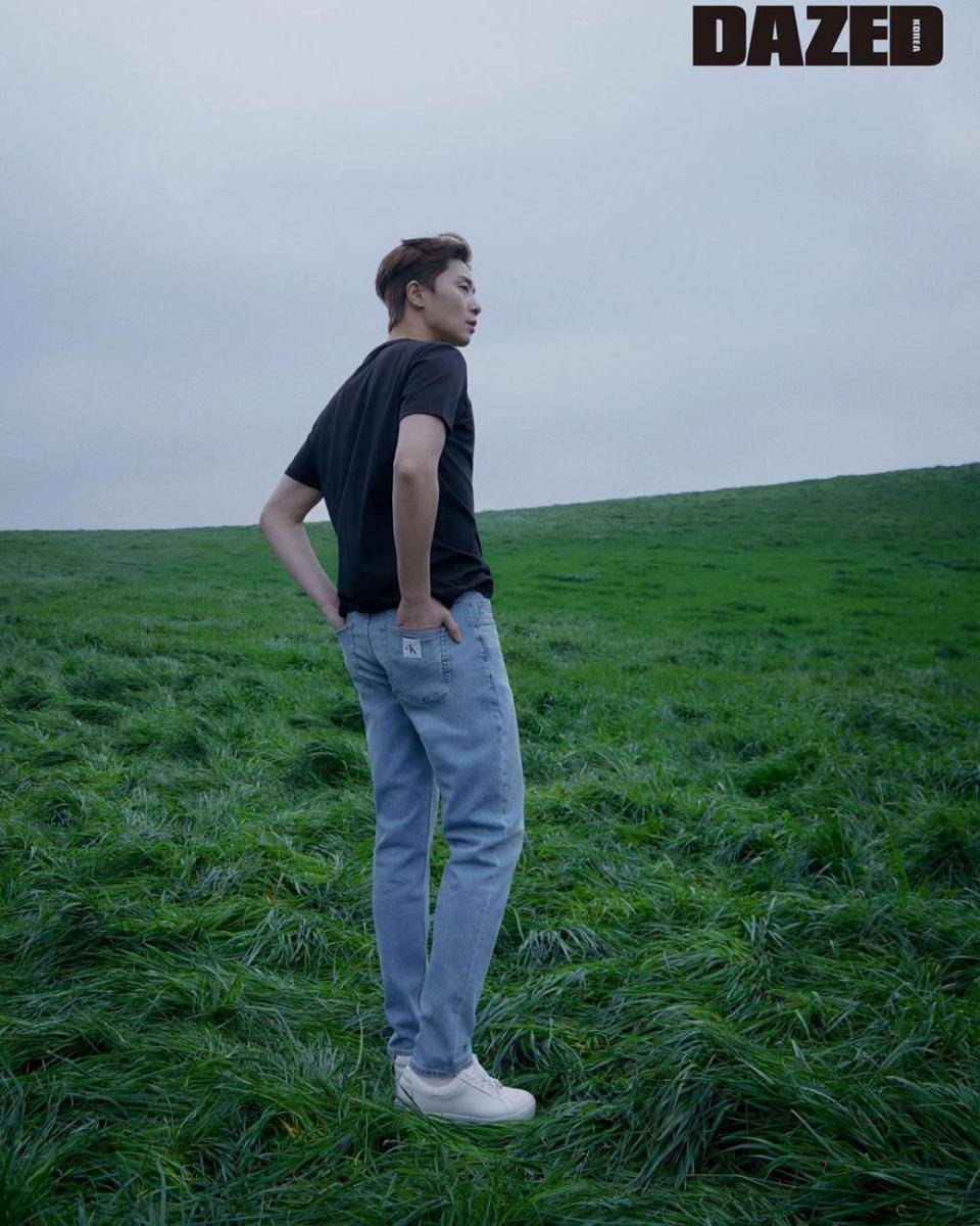 Park Seo Joon (instagram.com/bn_sj2013)