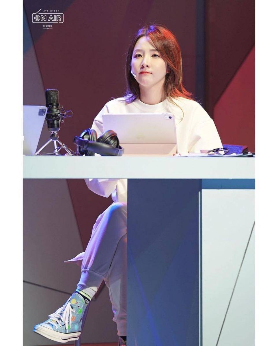 Potret perjalanan karier Sandara Park eks 2NE1, resmi tinggalkan YG Entertainment (instagram.com/daraxxi)