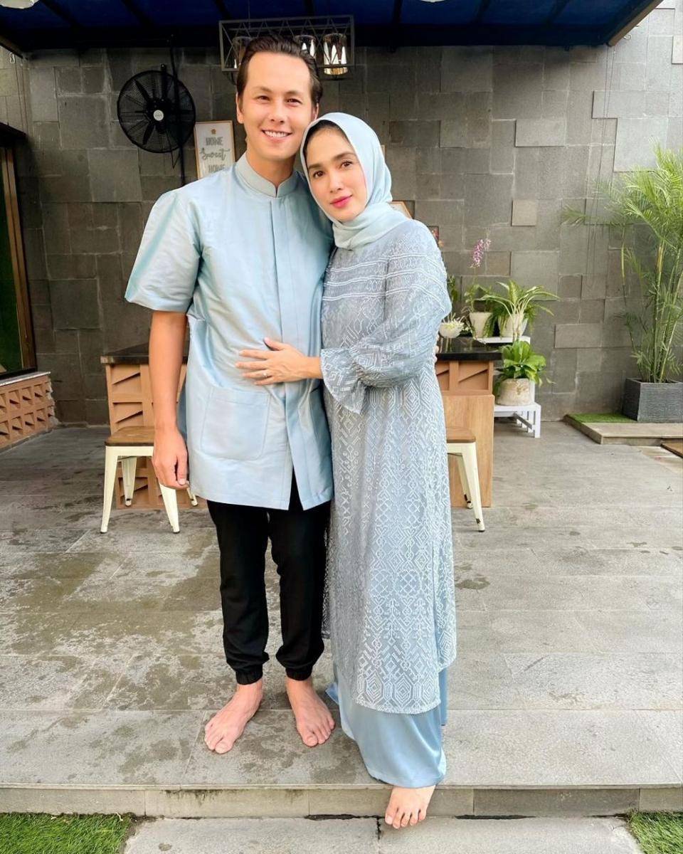Potret Andhika Pratama dan Ussy rayakan lebaran bersama keluarga (instagram.com/ussypratama)