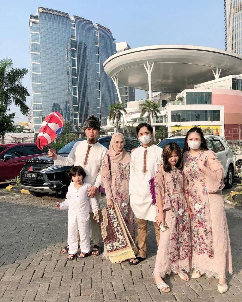 Lebaran keluarga Mulan Jameela (instagram.com/mulanjameela1)