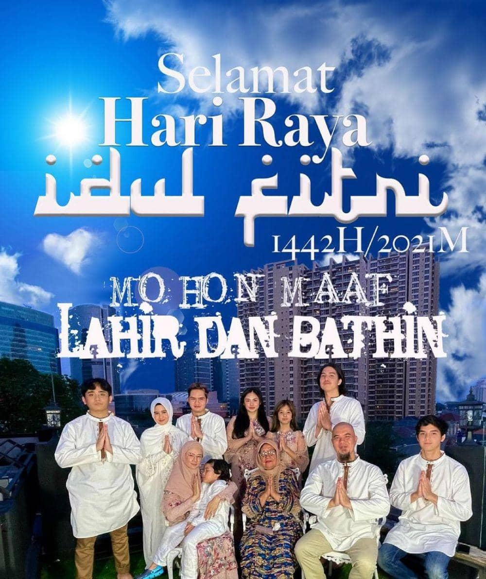 Lebaran keluarga Mulan Jameela (instagram.com/ahmaddhaniofficial)