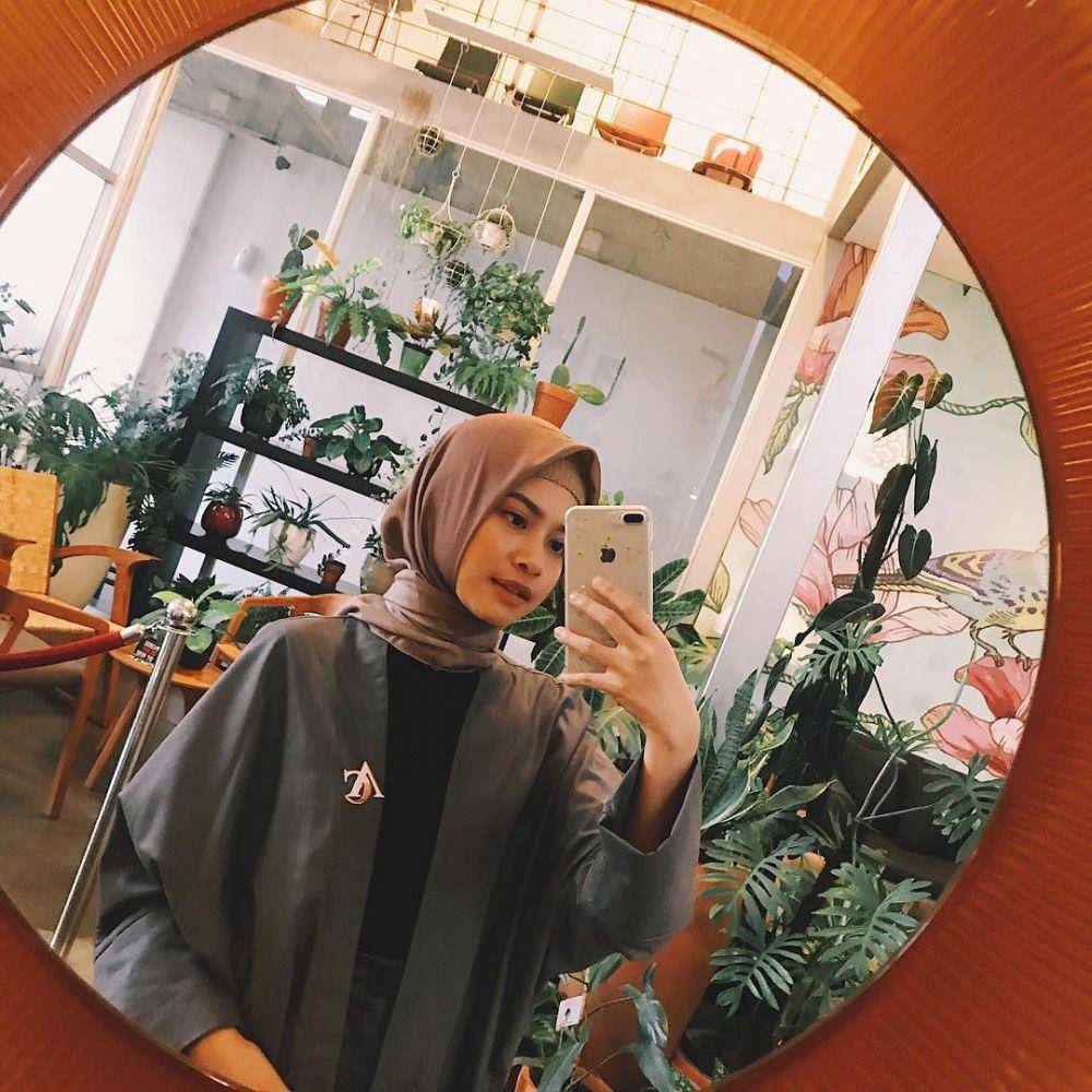 Hanggini (instagram.com/hanggini)