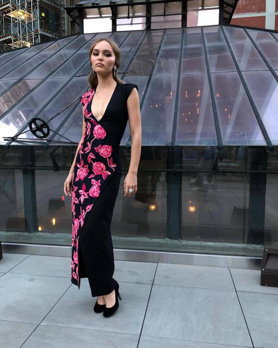 Lily-Rose Depp (instagram.com/lilyrose_depp)