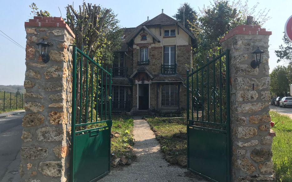 Polandia Berencana Beli Rumah Marie Curie di Prancis
