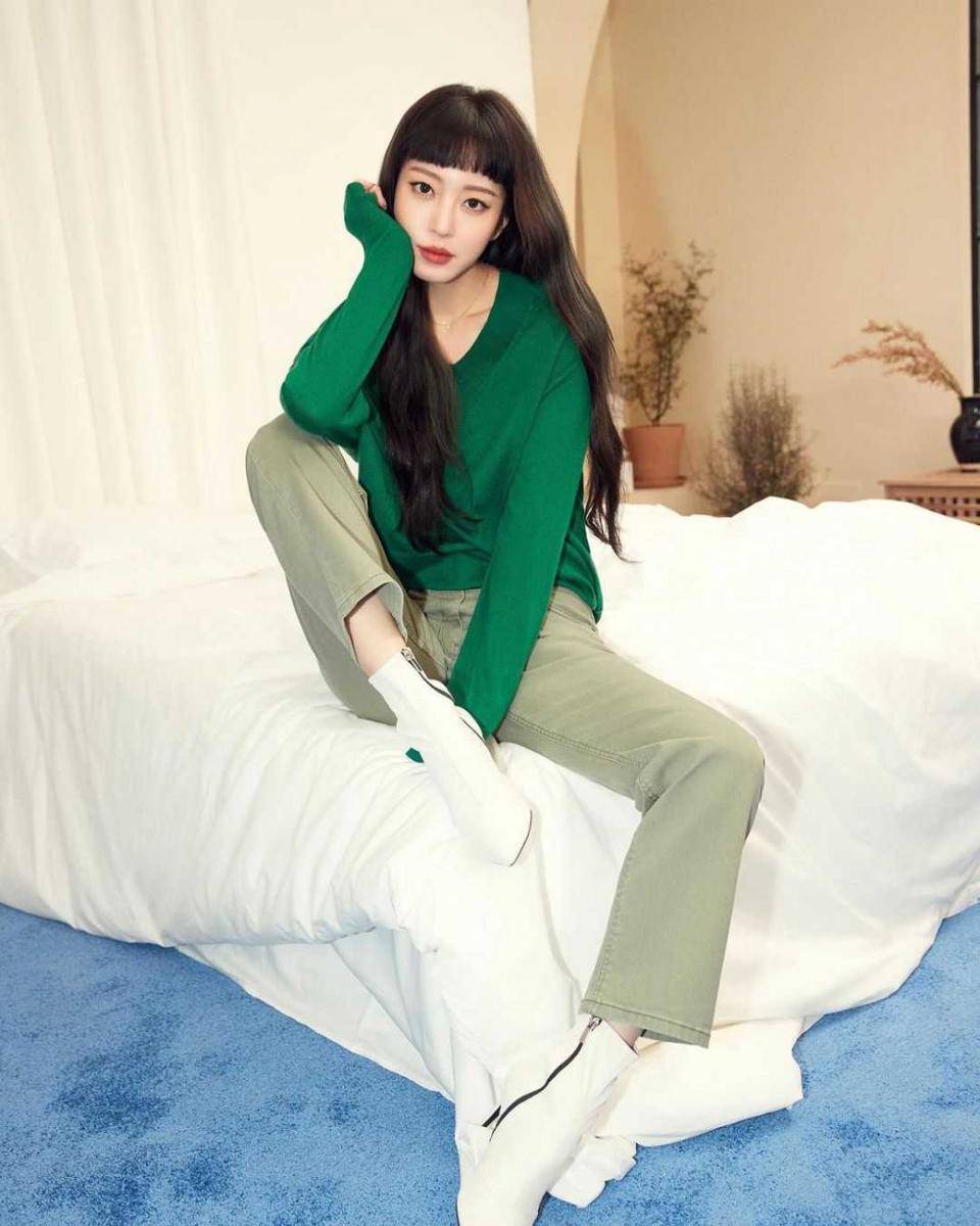 Han Ye Seul (instagram.com/han_ye_seul_)
