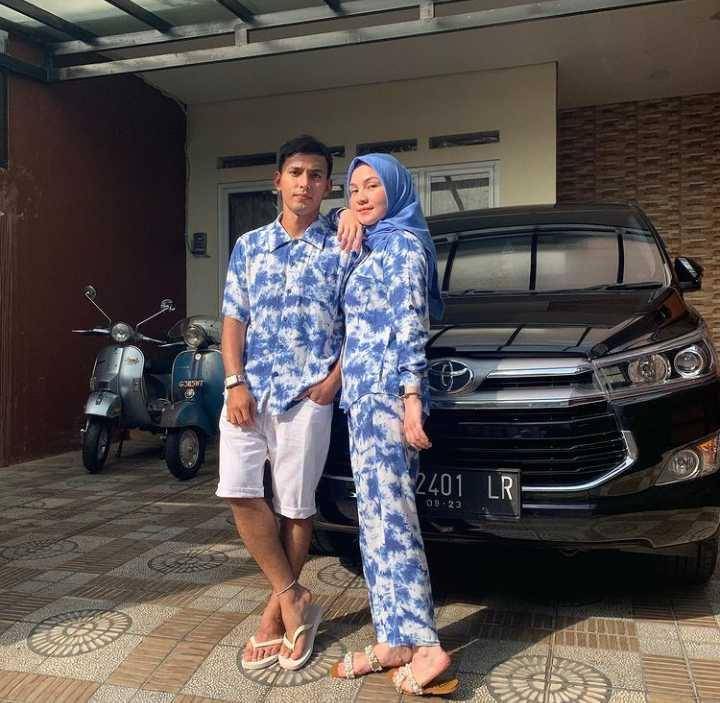 Rifky Al Habsyi dan istri (instagram.com/rifkyalhabsyi)