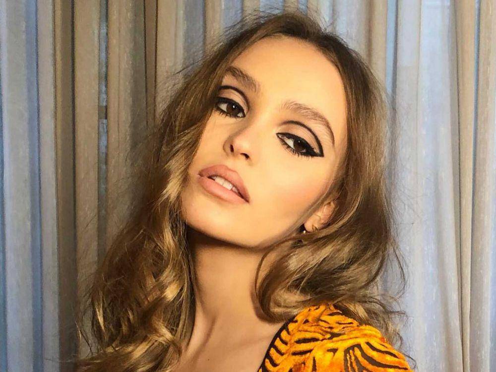 Lily-Rose Depp (instagram.com/lilyrose_depp)