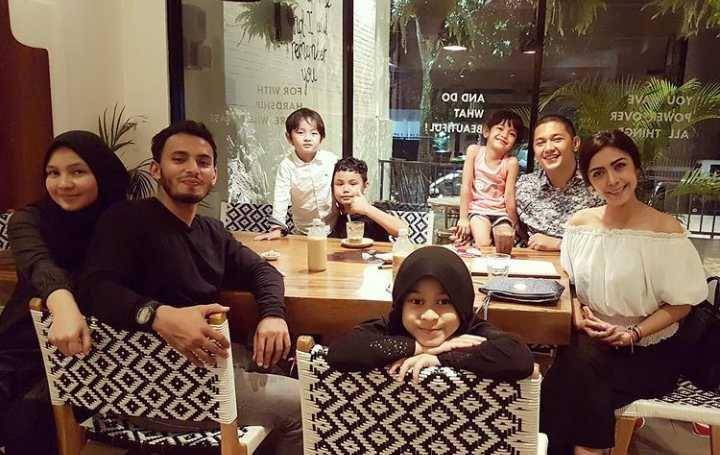 Rifky Al Habsyi dan keluarga (instagram.com/iam.mytha)