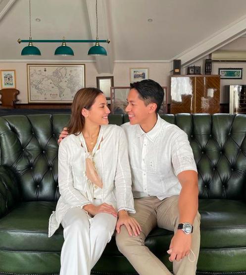 10 Kemesraan Pevita Pearce dan Pacar Rayakan Lebaran Bersama