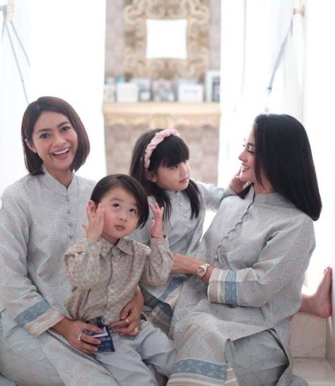Lebaran Ibnu Jamil dan keluarga (instagram.com/ririnekawati)