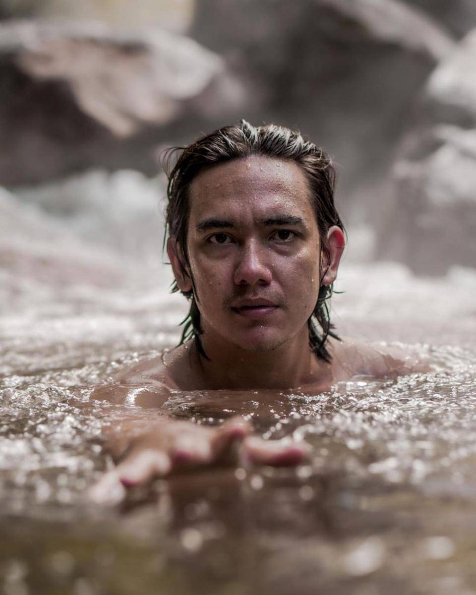 Adipati Dolken (instagram.com/adipati)