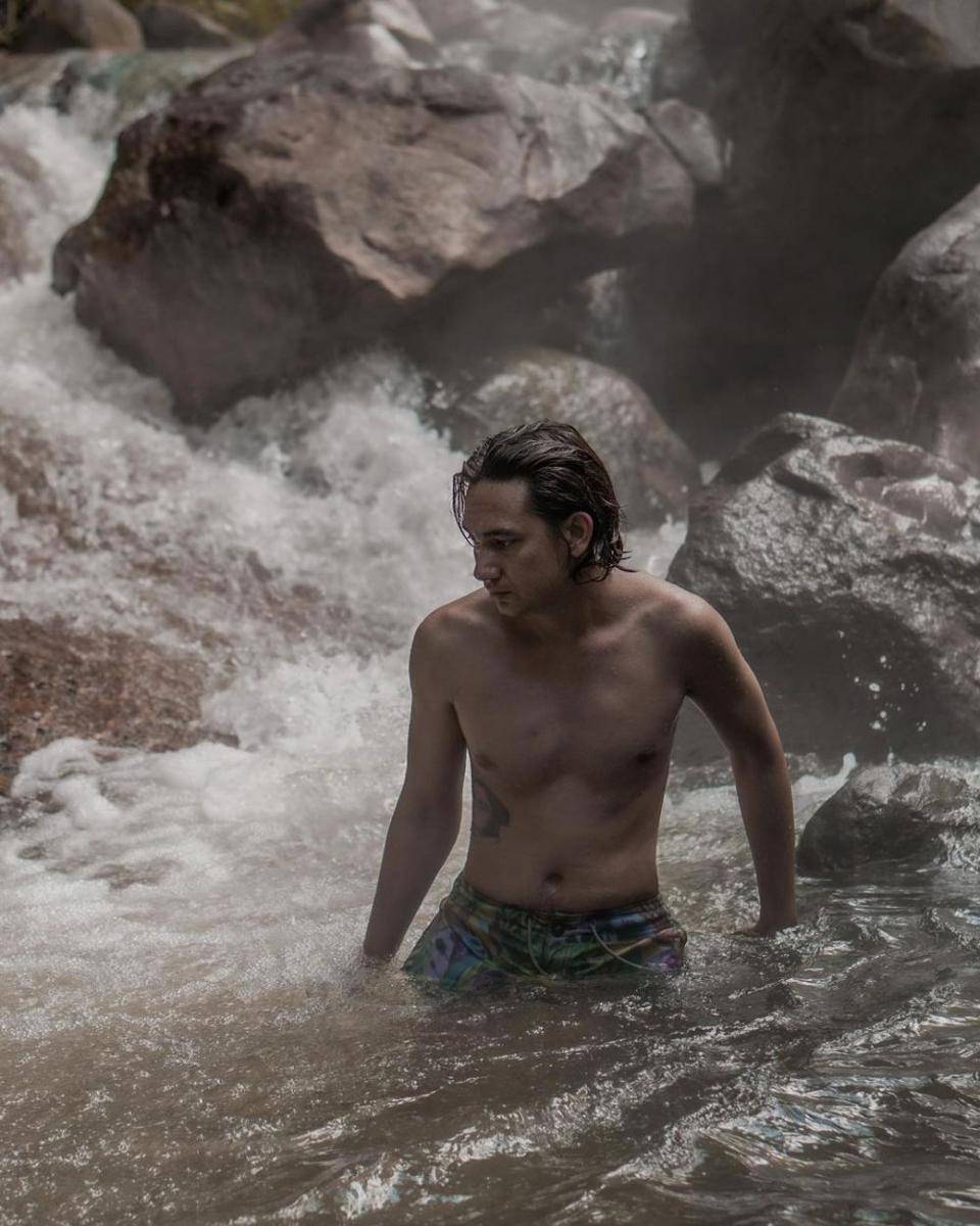Adipati Dolken (instagram.com/adipati)