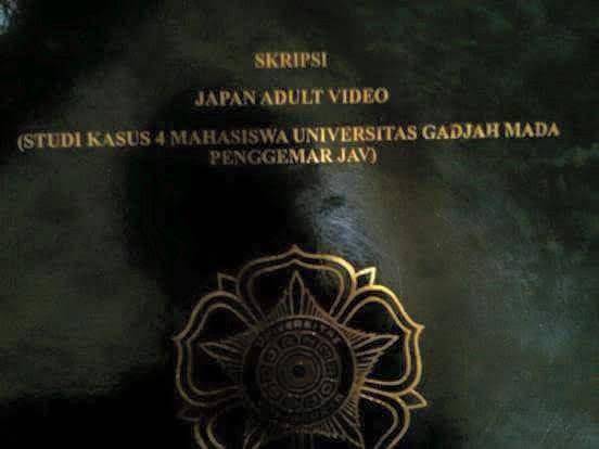 judul skripsi yang out of the box (twitter.com/zwahdevivre)