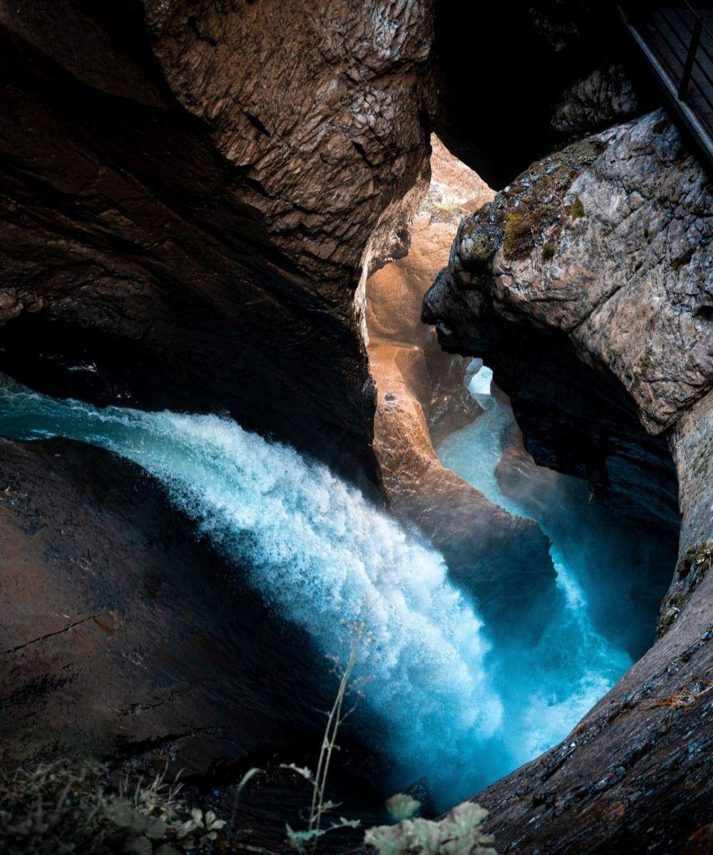 Air Terjun Trümmelbach (Instagram.com/qn_doss)
