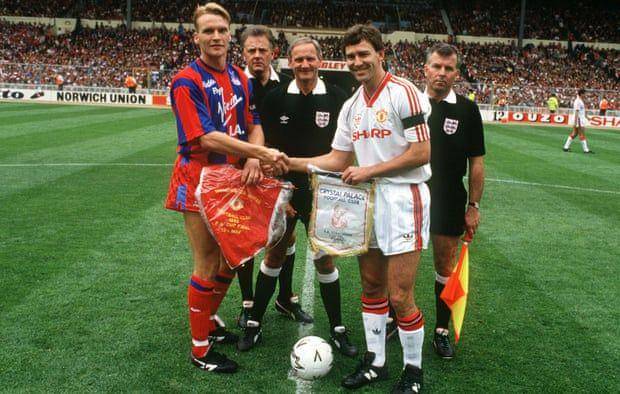 Man Utd juara Piala FA tahun 1990 (theguardian.com)