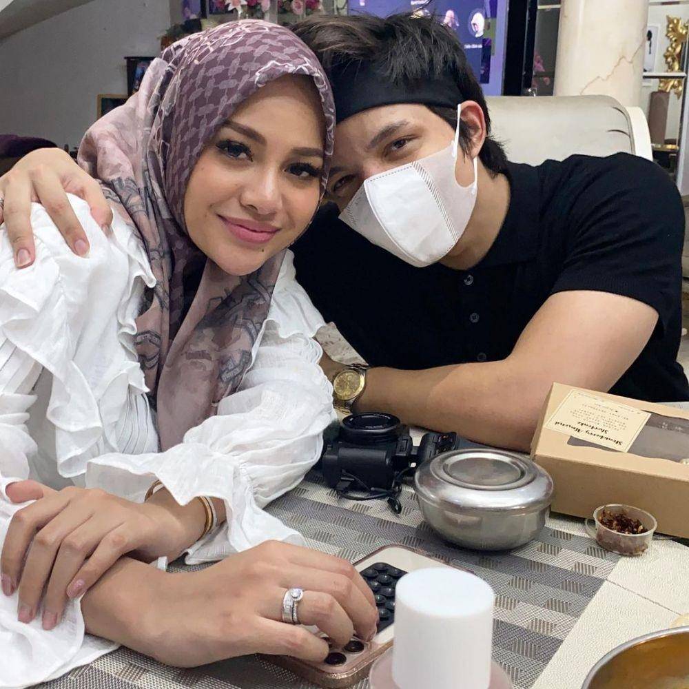 KD dan Aurel (instagram.com/krisdayantilemos)