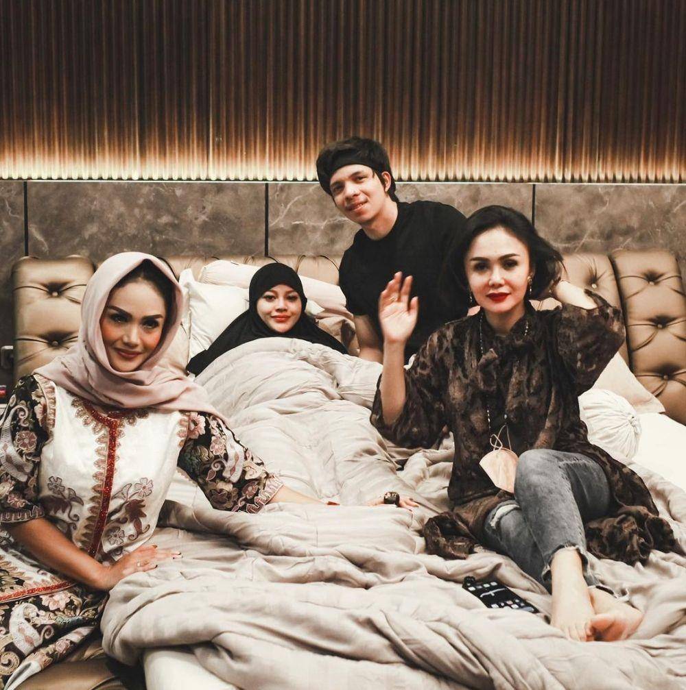 KD dan Aurel (instagram.com/attahalilintar)
