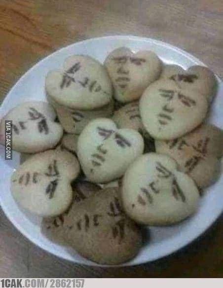 kue dan hidangan lebaran gak biasa (1cak.com/2862157)