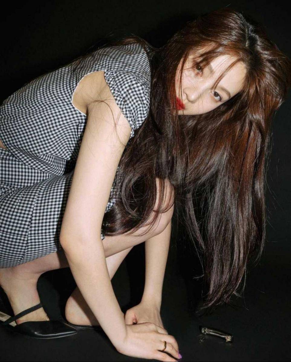Joy Red Velvet dengan messy hair (instagram.com/_imyour_joy)