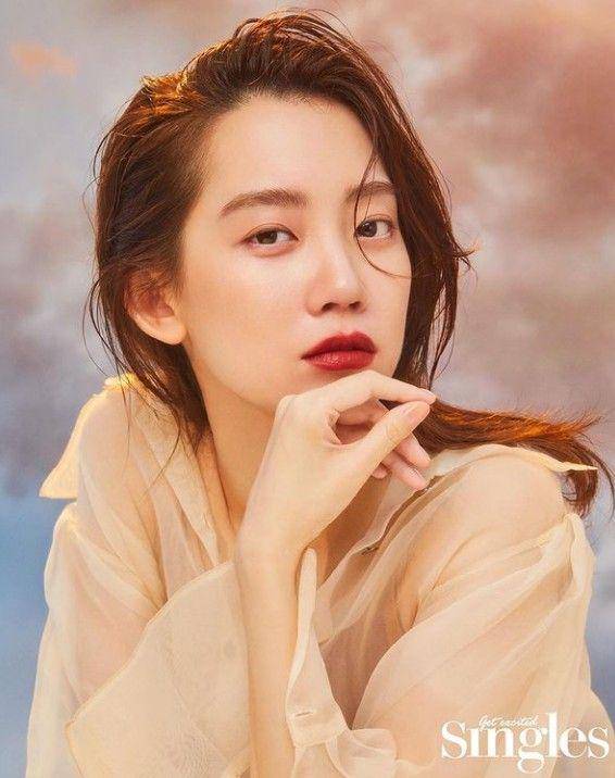 Shin Hyun Bin (instagram.com/hyunbeebshin)