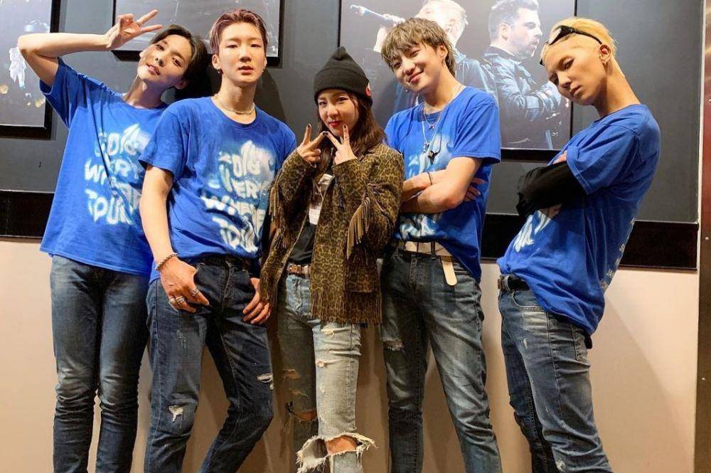 Sandara dengan WINNER (instagram.com/daraxxi)