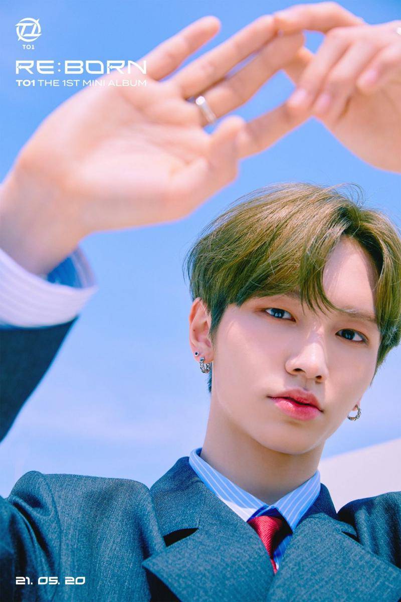 JI SU (twitter.com/TO1_offcl)