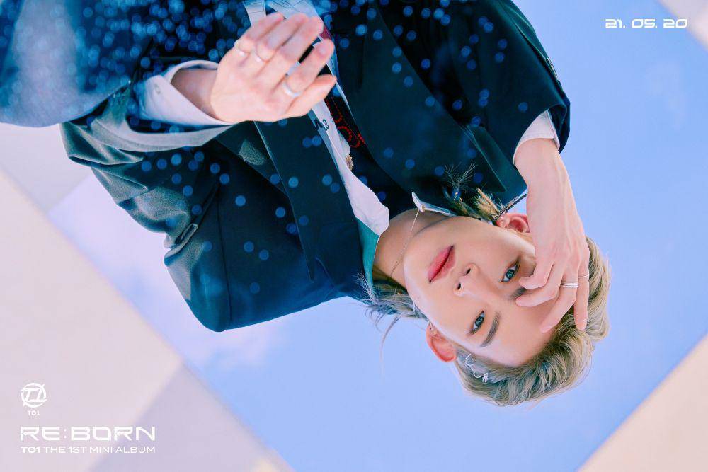 CHAN (twitter.com/TO1_offcl)