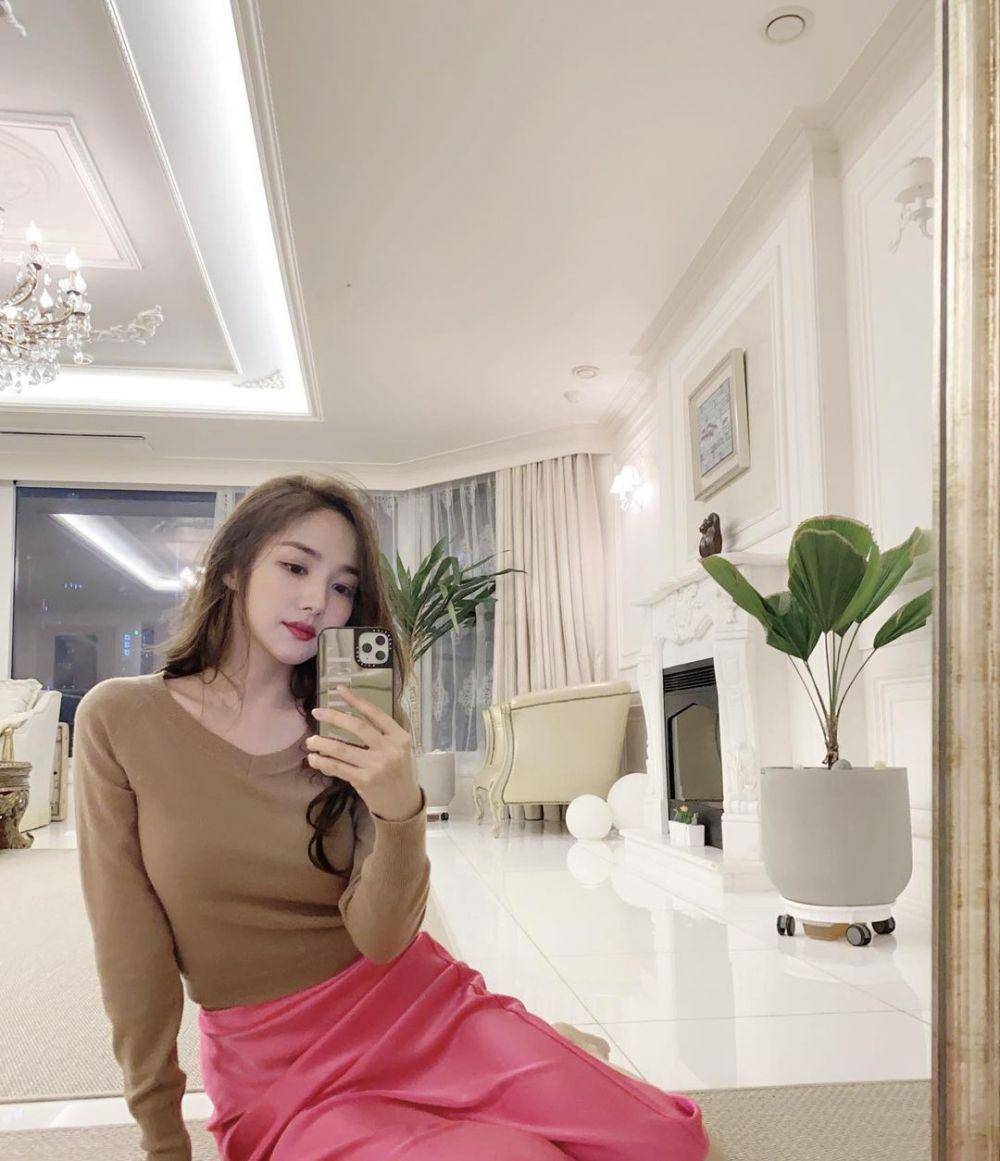 Park Min Young (instagram.com/rachel_mypark)