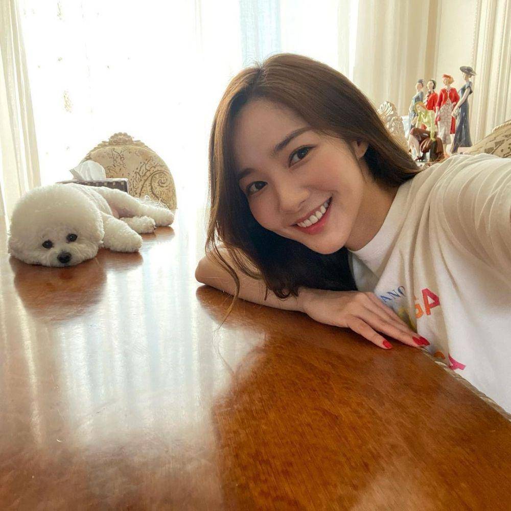 Park Min Young (instagram.com/rachel_mypark)
