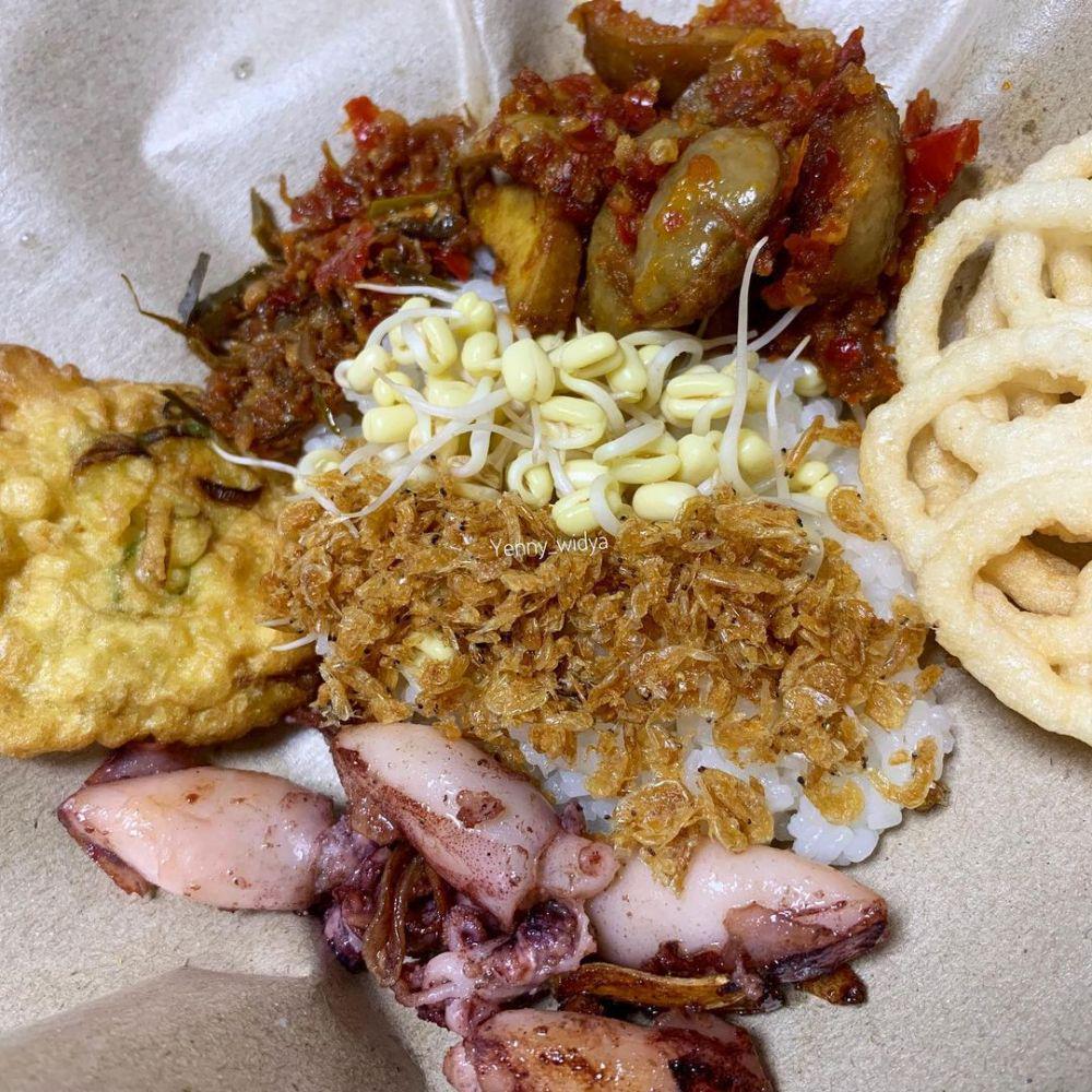 Nasi kasreng (instagram.com/ywidya1202)