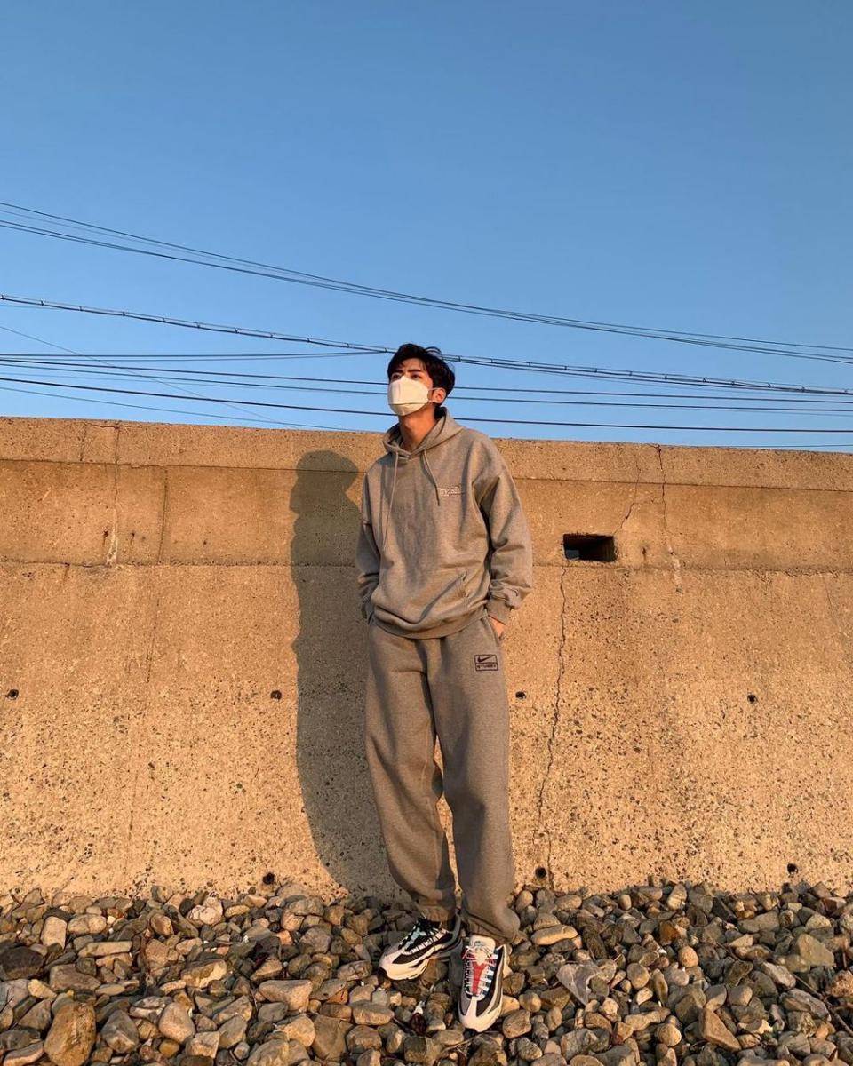 Lee Jin Hyuk (instagram.com/ljh_babysun)
