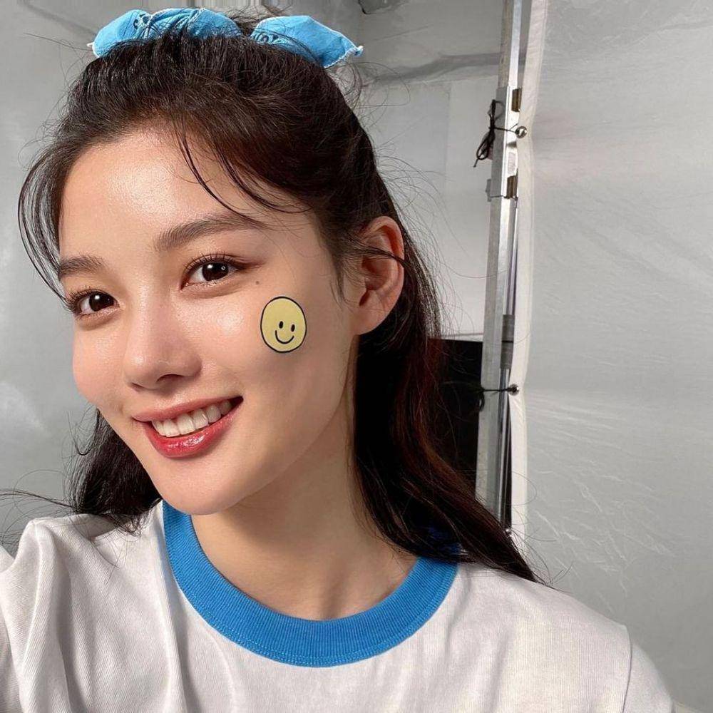 Kim Yoo Jung (Instagram.com/you_r_love)