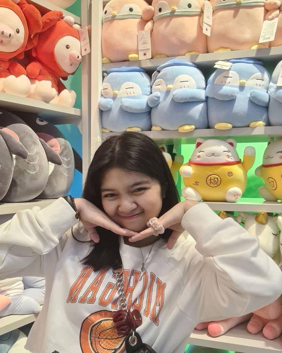 Pesona Afiqah (Instagram.com/amaninaafiqah)