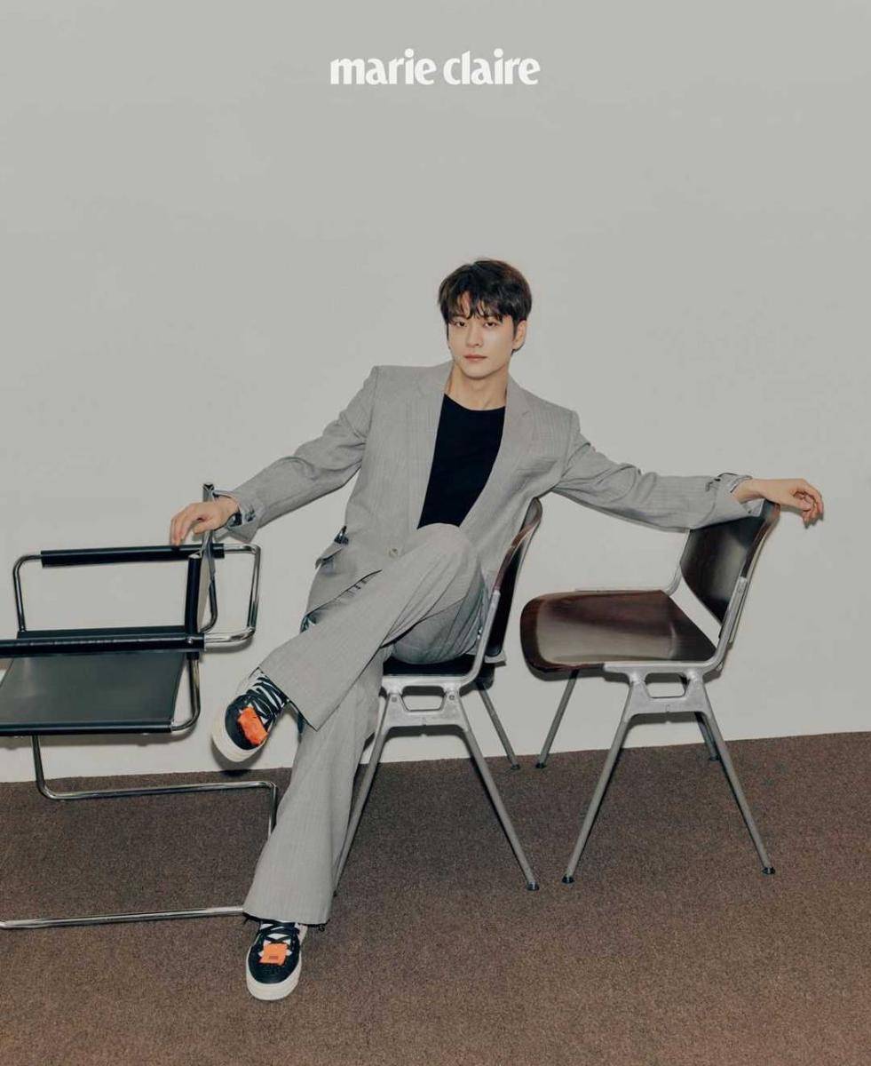 Kang Tae Oh (instagram.com/kto940620)