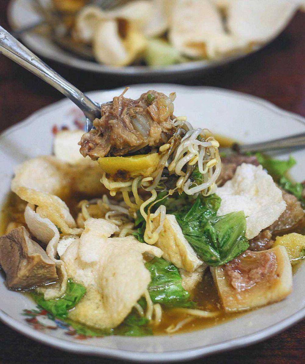 seno jaya tahu campur (instagram.com/hendrikpyong)