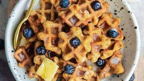 Sereal dari waffle (lifemadesweeter.com)