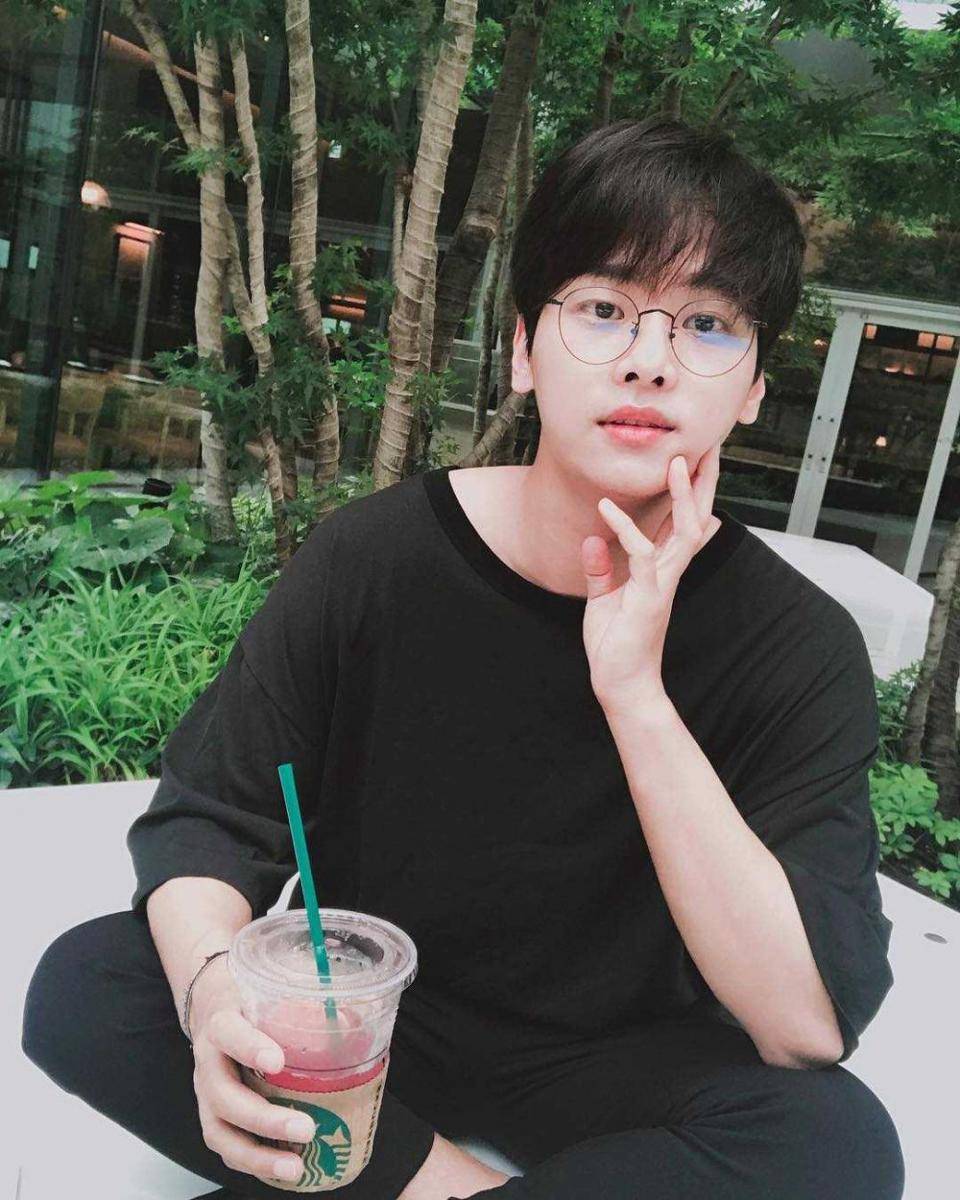 N VIXX (instagram.com/achahakyeon)