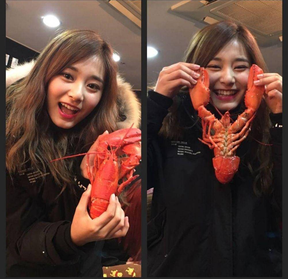 potret Tzuyu TWICE dengan pose imut (instagram.com/twicetagram)