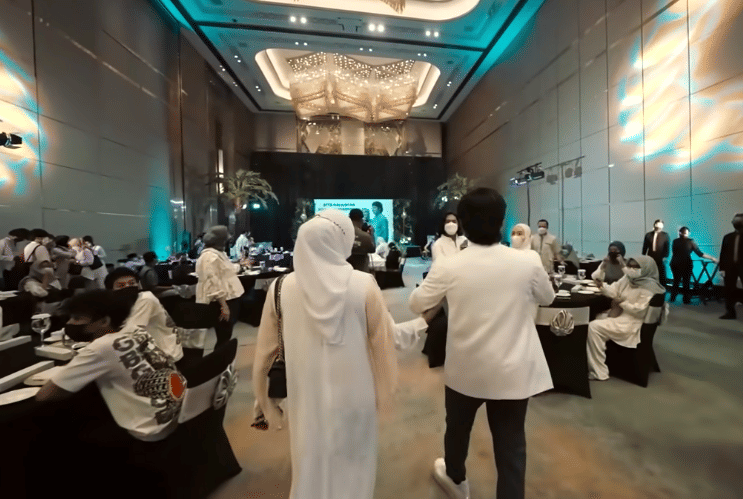 Syukuran kehamilan Aurel Hermansyah (youtube.com/attahalilintar)