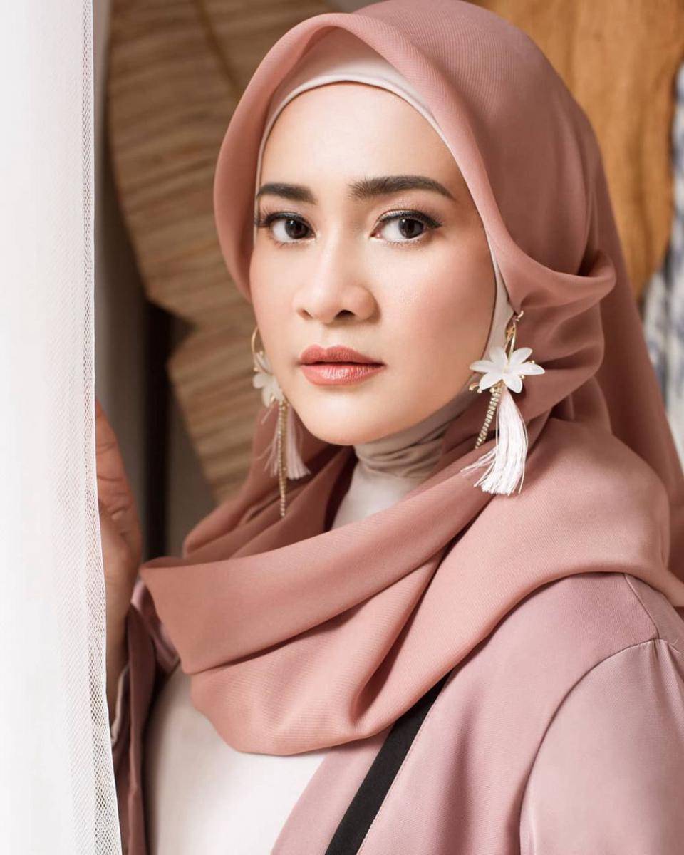 Ikke Nurjanah (instagram.com/ikkenurjanah0518/)