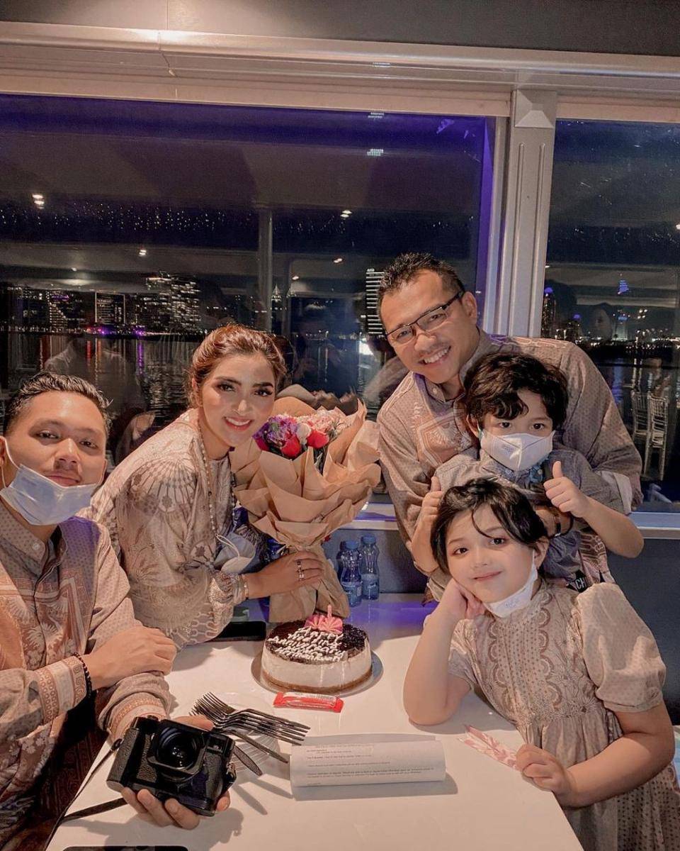 Liburan Ashanty dan keluarga di Dubai (instagram.com/ashanty_ash)