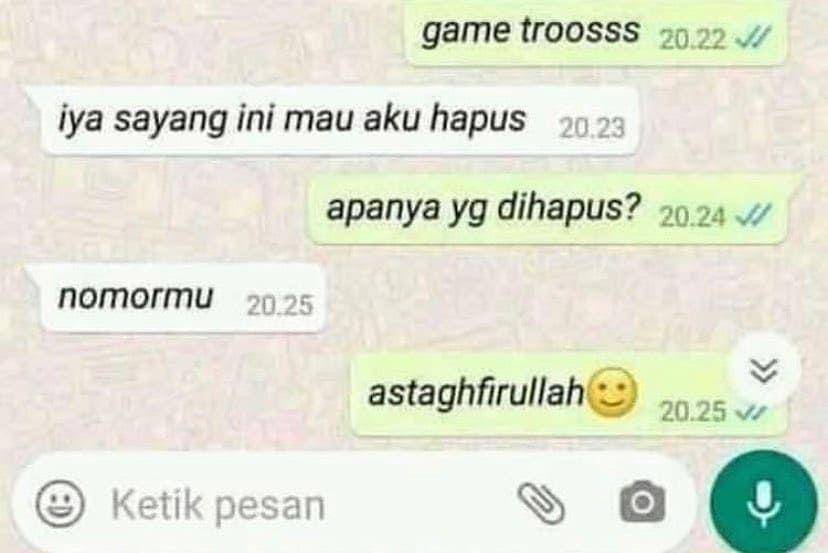 meme nyesak (instagram.com/pastireceh)
